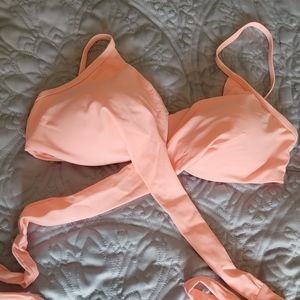 Women's swim top. Never worn. Sz lg